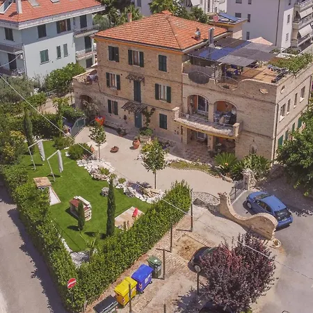 Antolina - Yellow By Host Hero Apartment *